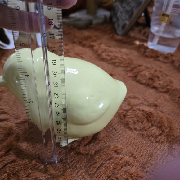 Source Unknown Yellow Ceramic Bird Figurine - Picture 3 of 3